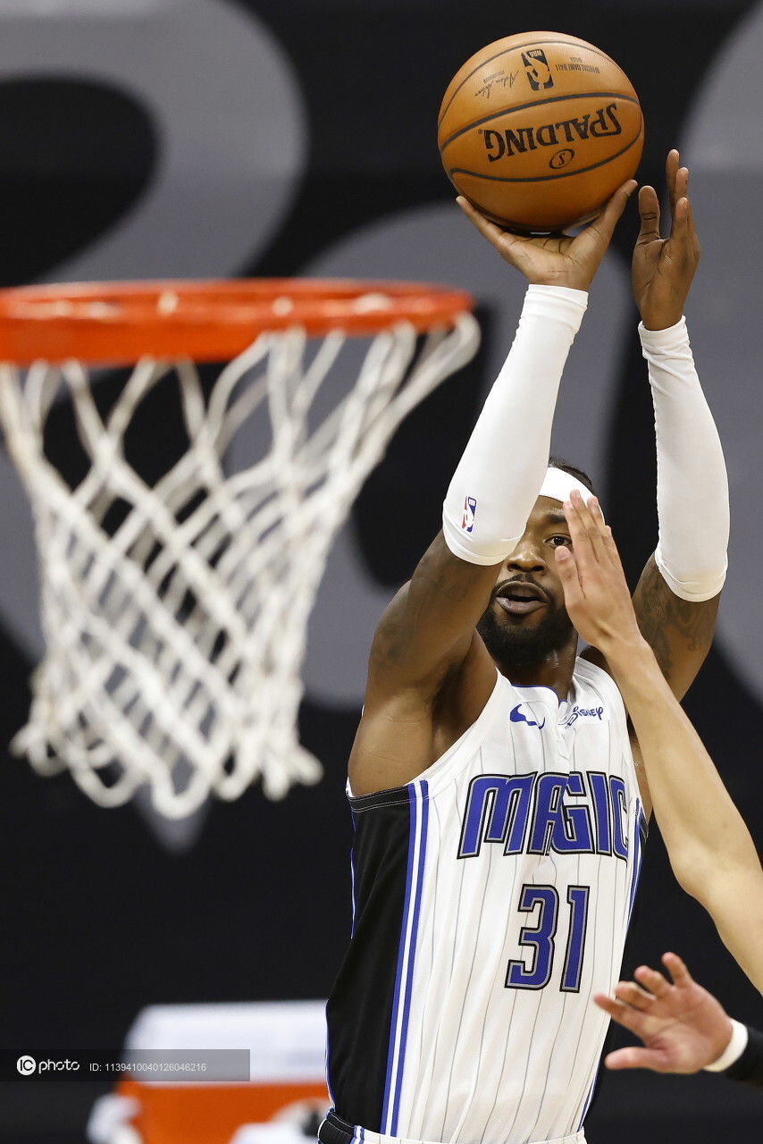 包含今夜萨克拉门托国王调整名单——NBA总决赛节点到来，更衣室稳定，年轻球员得到机会的词条多米体育官方网站