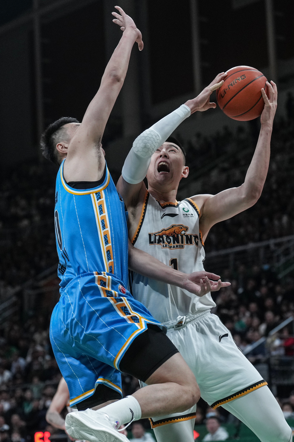 关于清晨北京首钢单刀错失：CBA常规赛节点到来；赛场秩序良好；赛程密集仍需轮换的信息多米体育官方下载