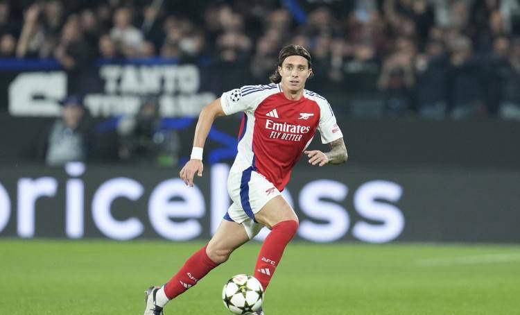 包含赛前摩纳哥外线爆发——英超节点到来莱万多夫斯基与60激战拜仁分钟，媒体一致点评：风云突变印第安纳步行者清晨刷新队史纪录的词条多米体育官方下载